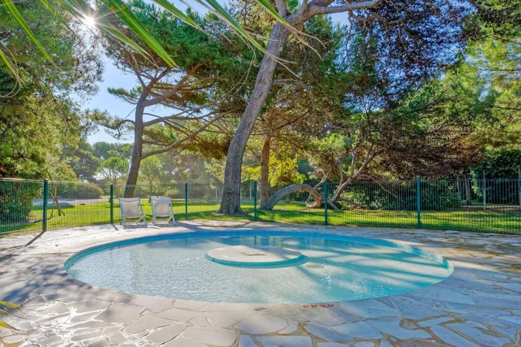 La Badine 5P Plage Piscine Clim Jacuzzi Parc Luxuriant 히에레 외부 사진
